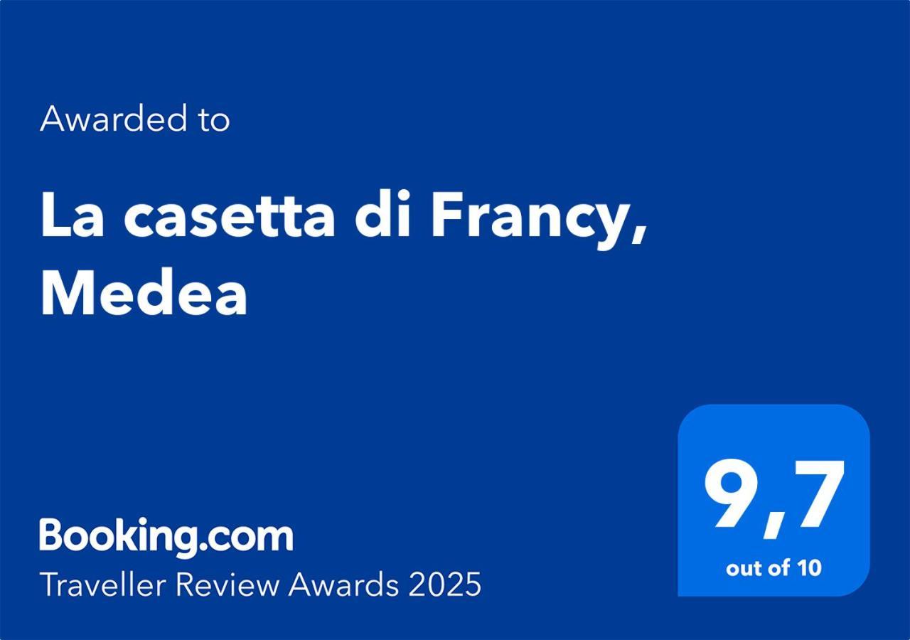 La Casetta Di Francy, Medea Kültér fotó